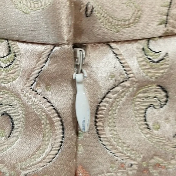 NWOT Kay Unger 2 Piece Beautiful Floral Top Blouse & Skirt Size 12 - Picture 7 of 12